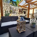 Roza Apartman