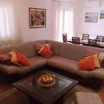 Roza * Ploce (Dubrovnik-Neretva)